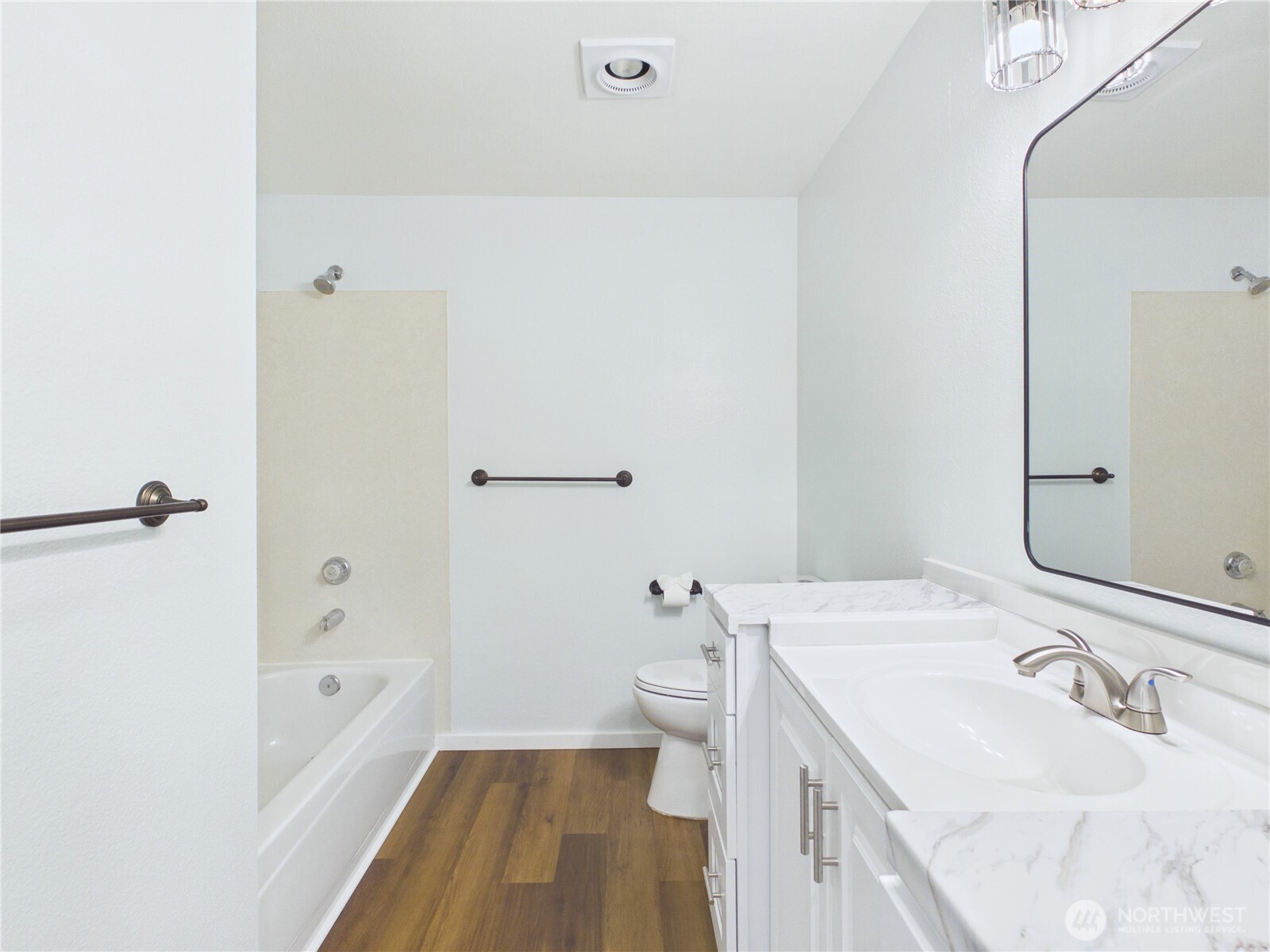 11002 SE Petrovitsky Road Unit: I102