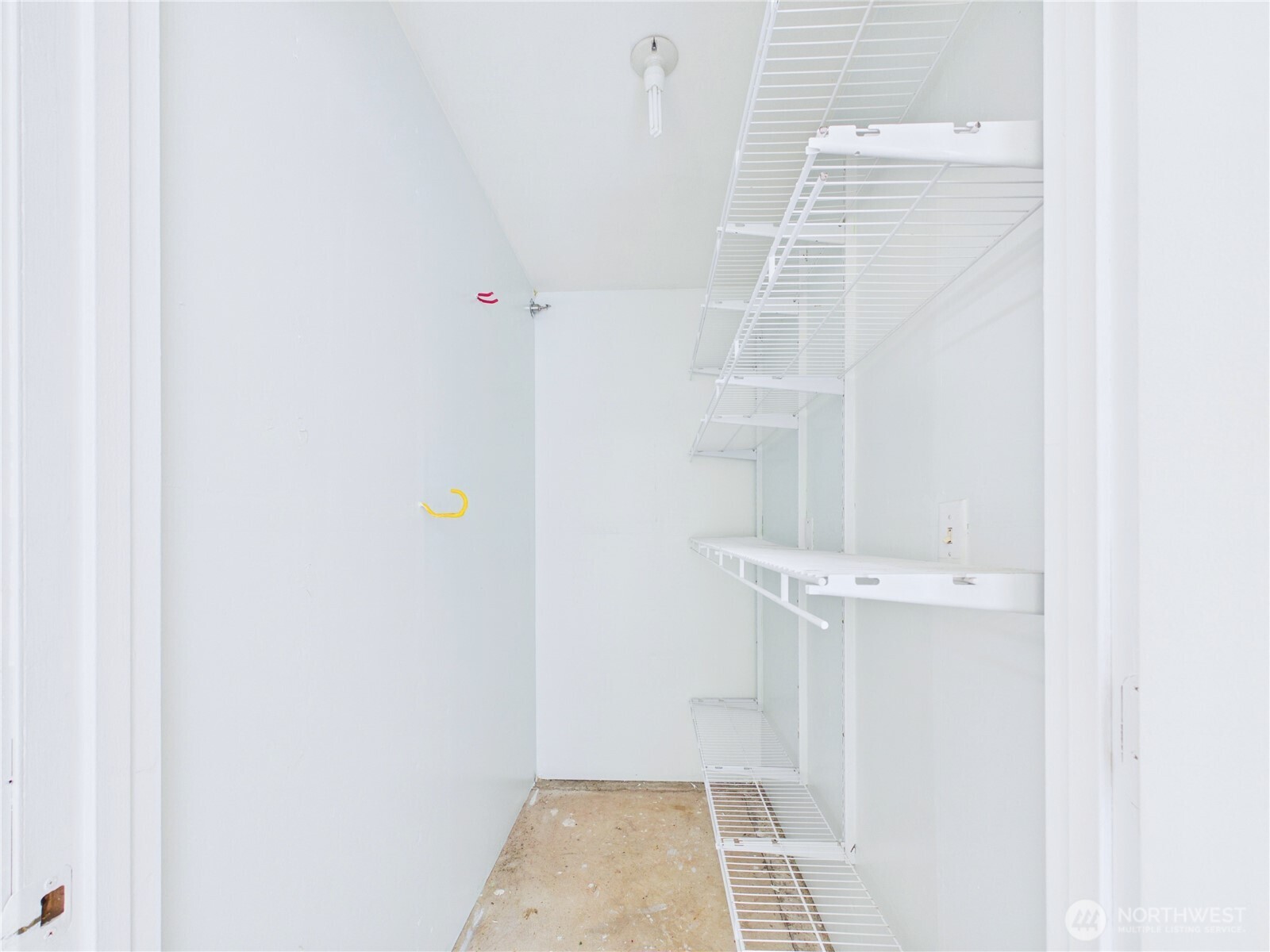 11002 SE Petrovitsky Road Unit: I102