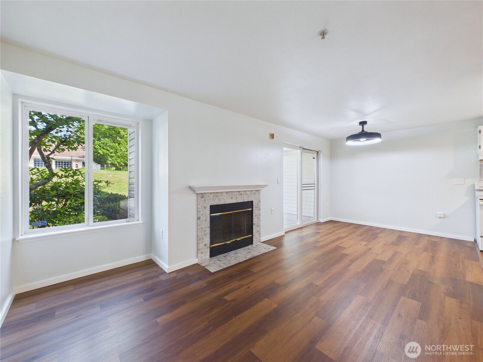 11002 SE Petrovitsky Road Unit: I102