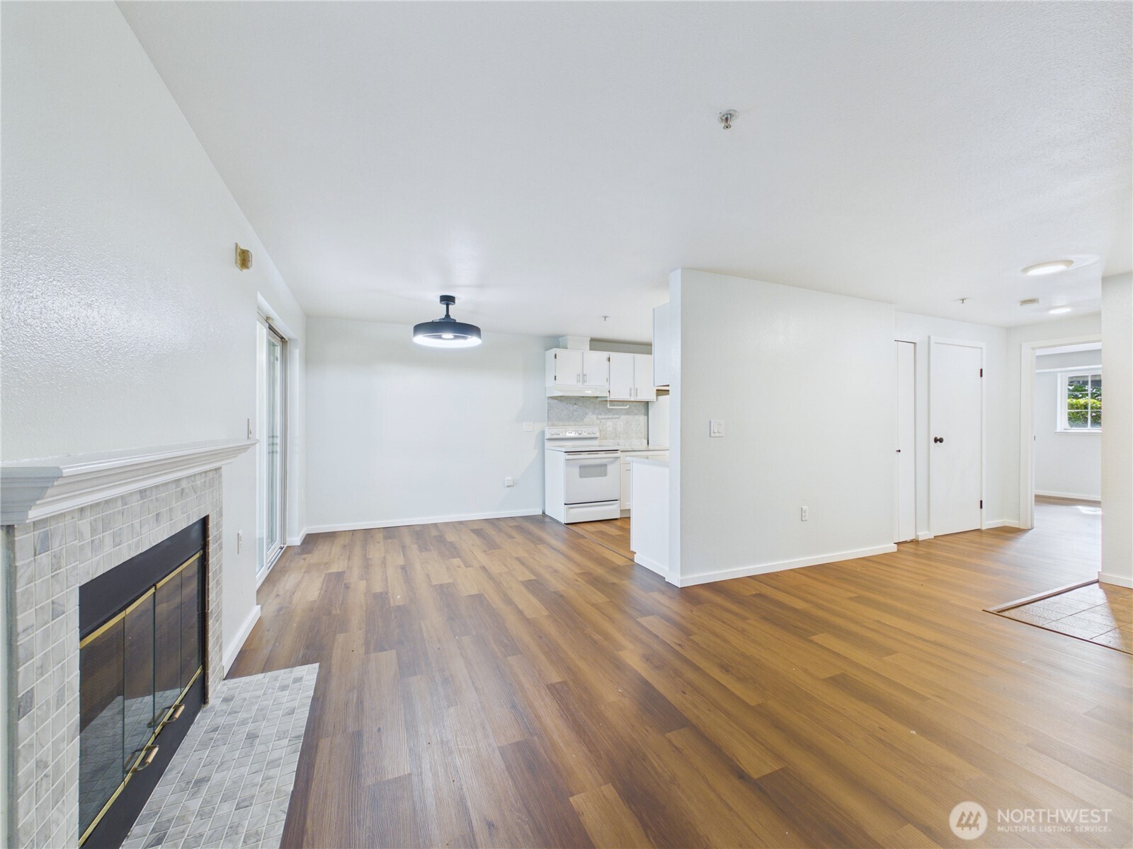 11002 SE Petrovitsky Road Unit: I102