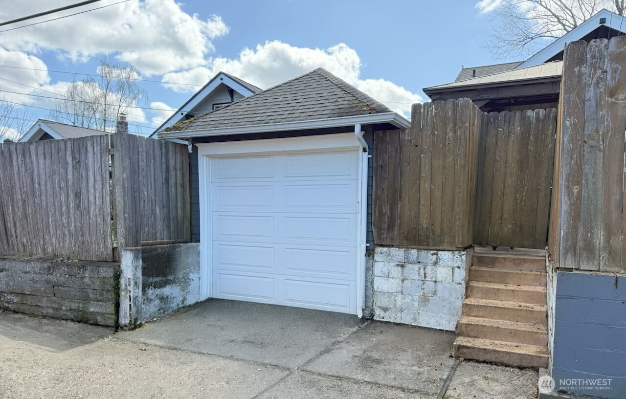 3225 N 20th Street