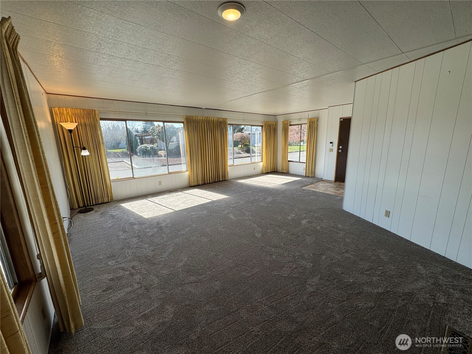 1402 22nd Street NE Unit: 5