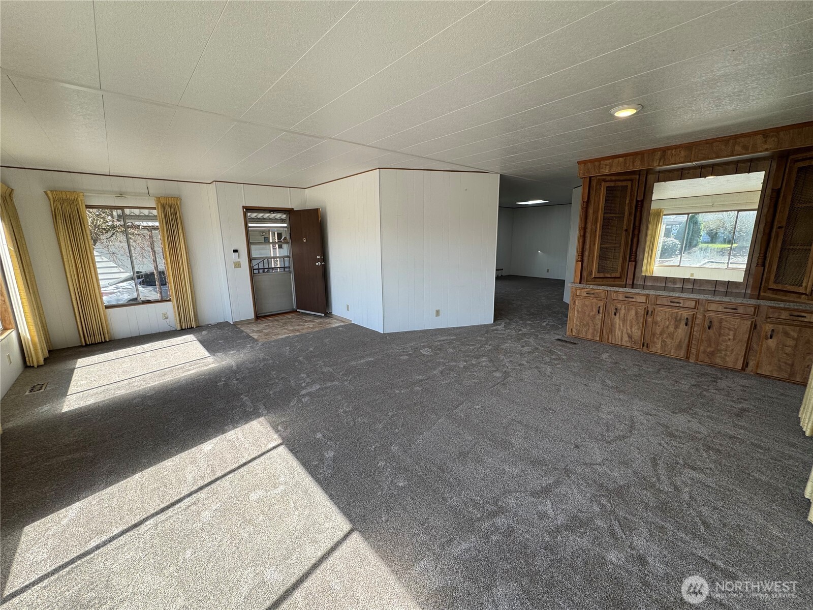 1402 22nd Street NE Unit: 5