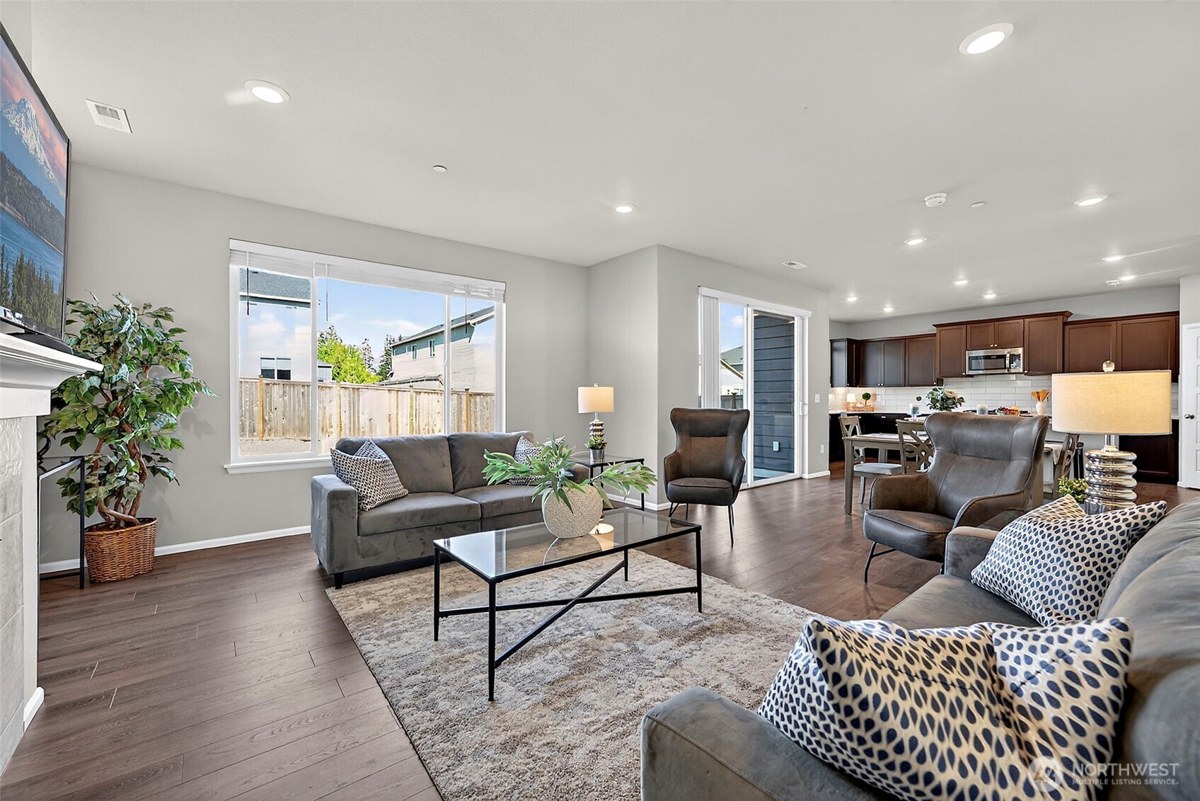 1472 Baker Heights Loop