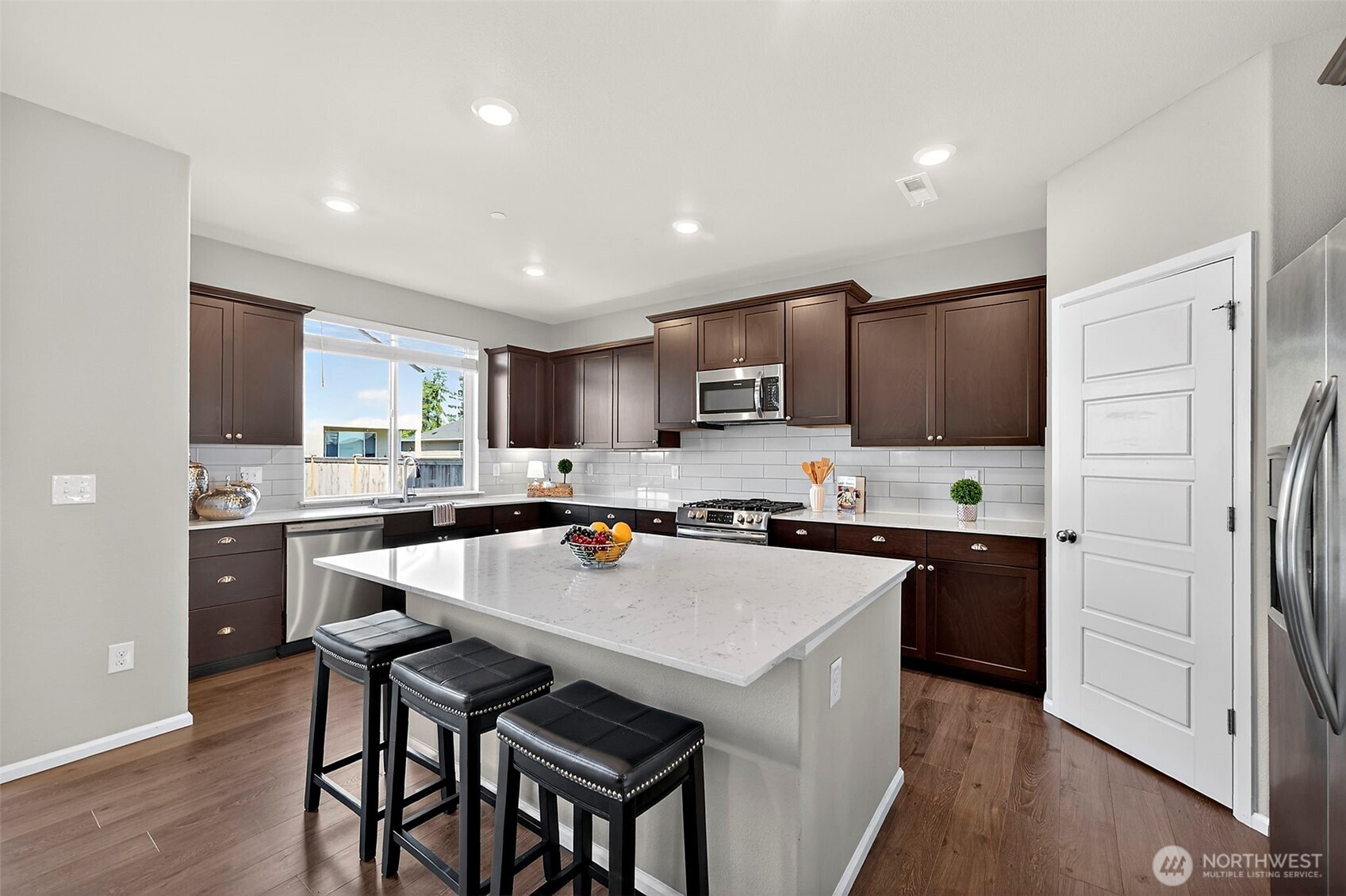 1472 Baker Heights Loop