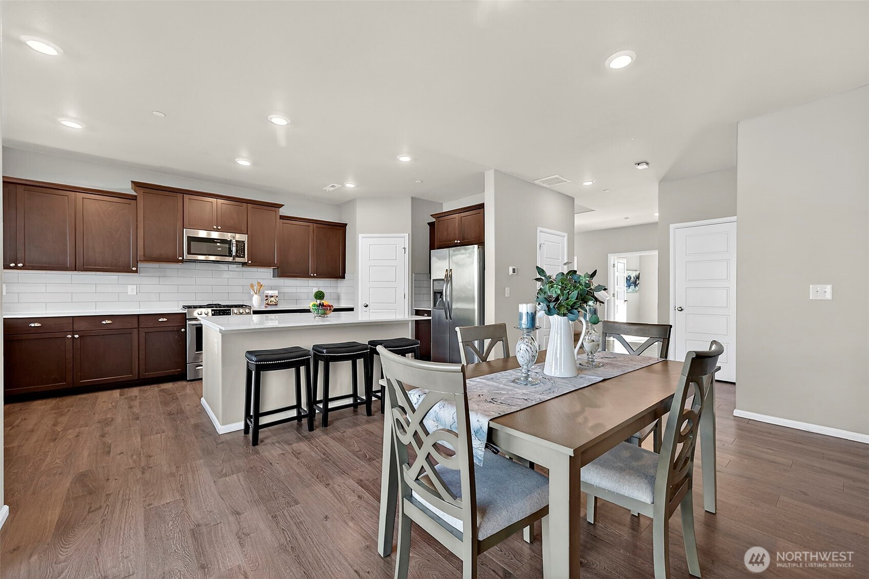 1472 Baker Heights Loop