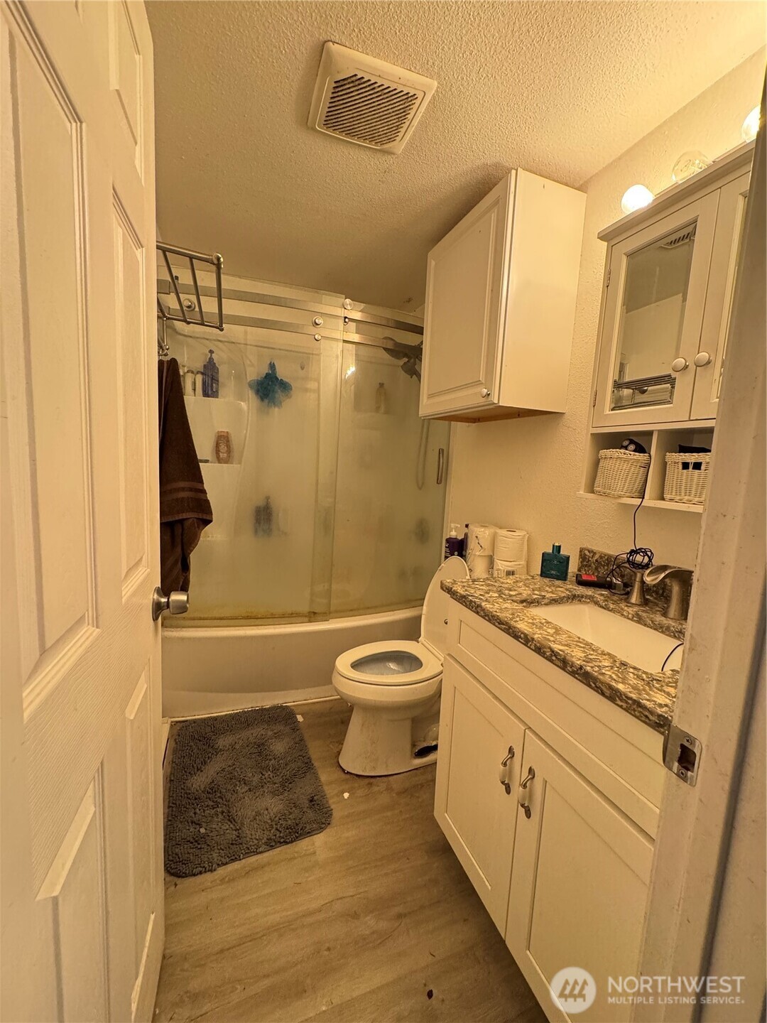 22405 22407 120th Street E