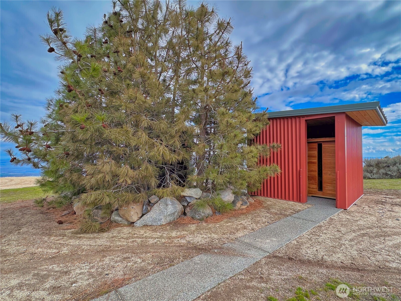 27 Scenic Drive