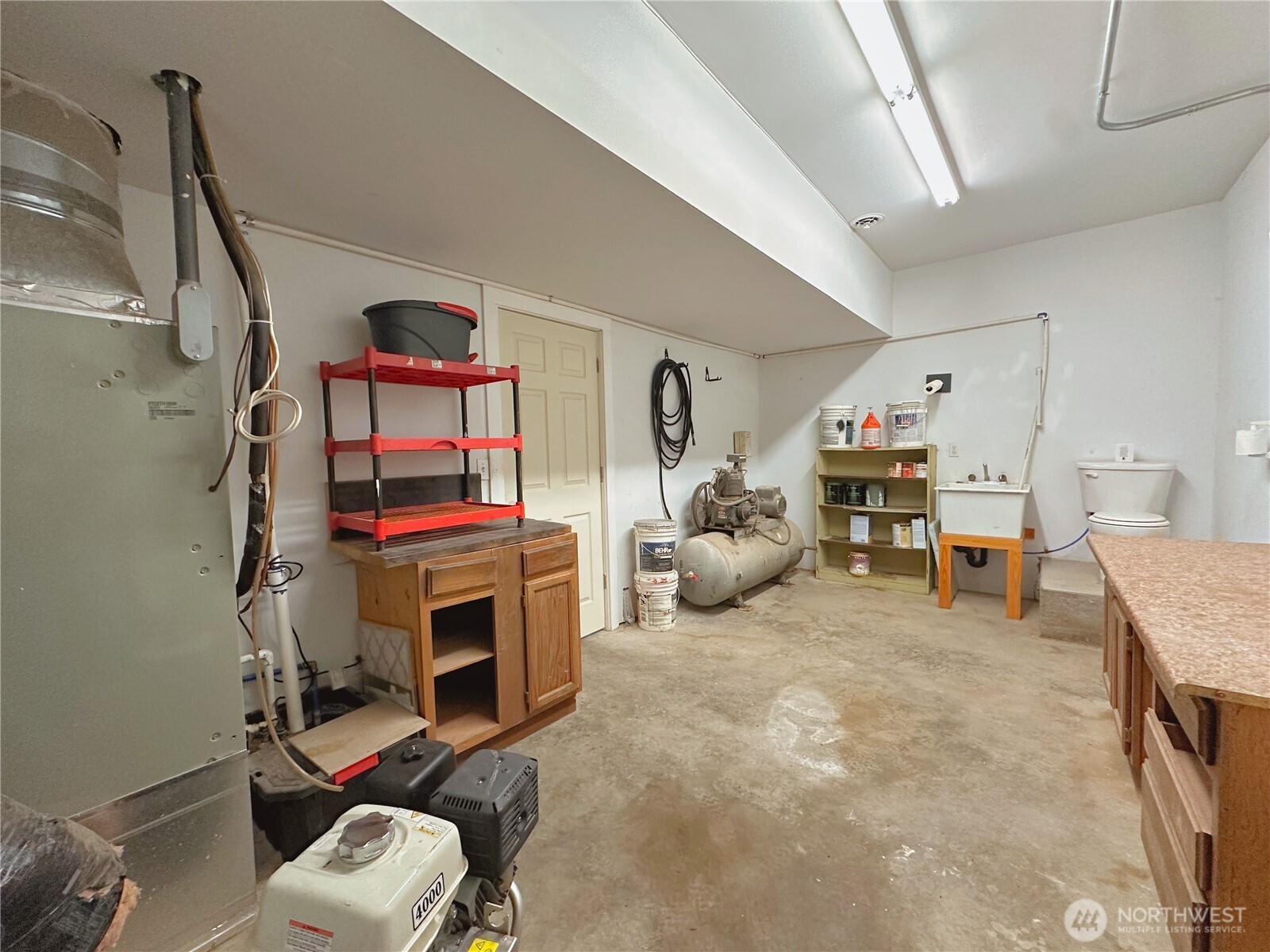 27 Scenic Drive