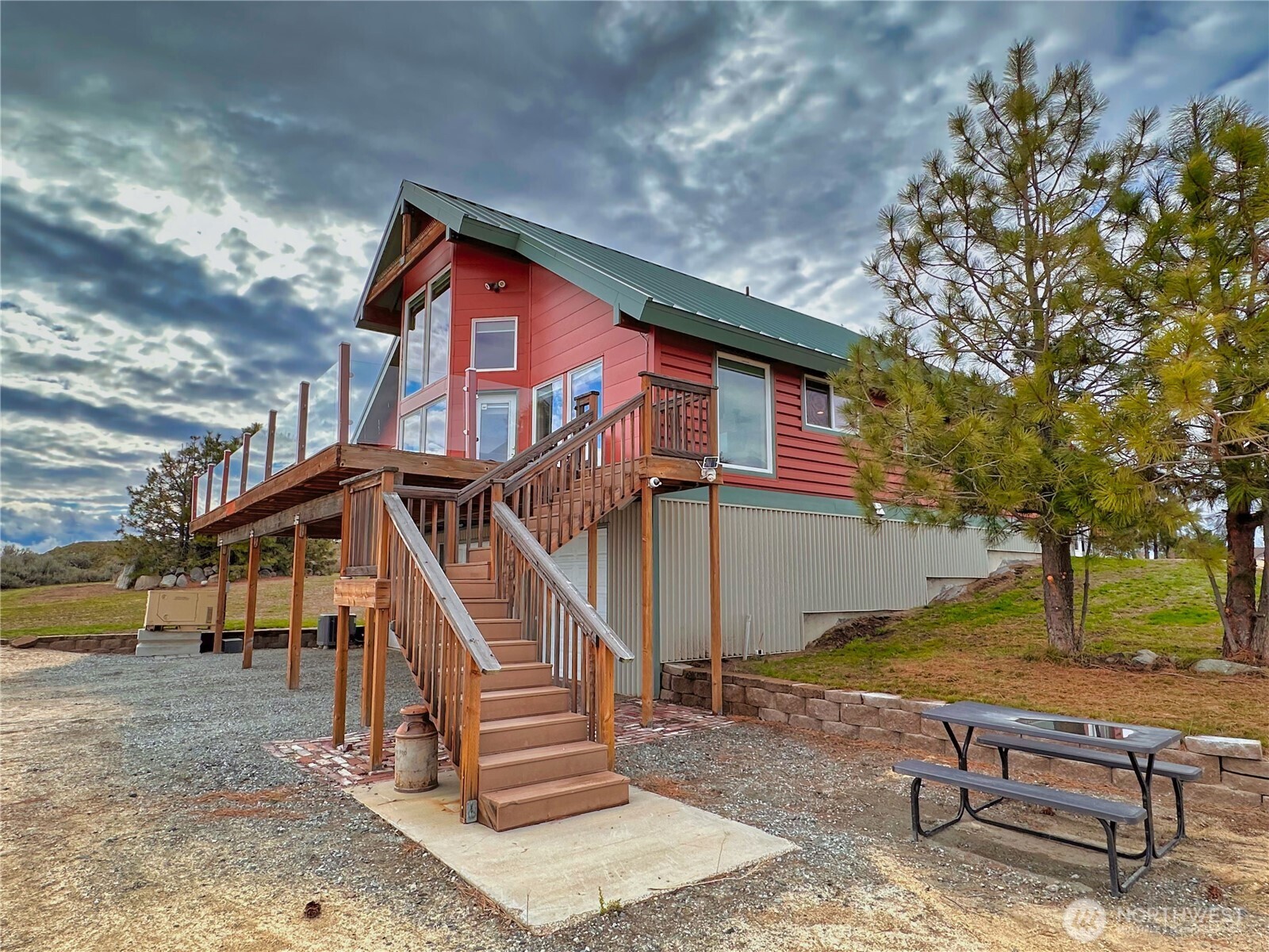 27 Scenic Drive
