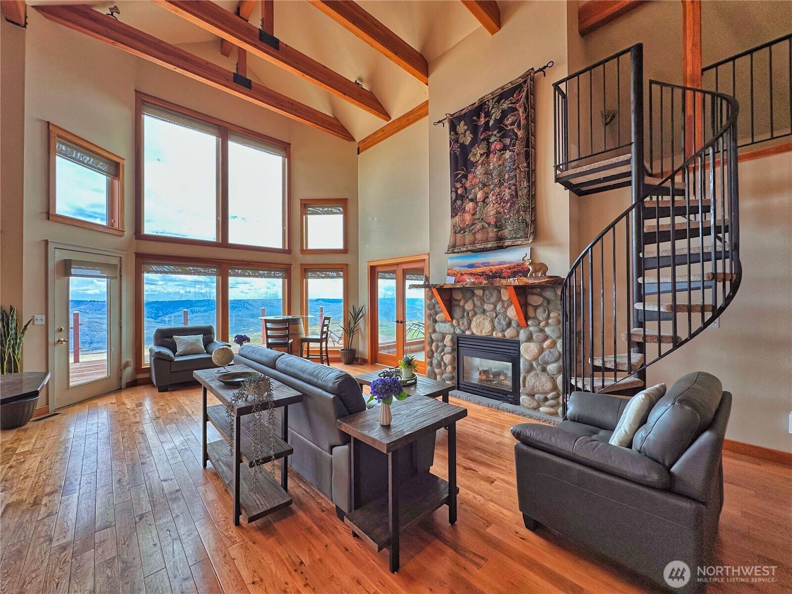 27 Scenic Drive