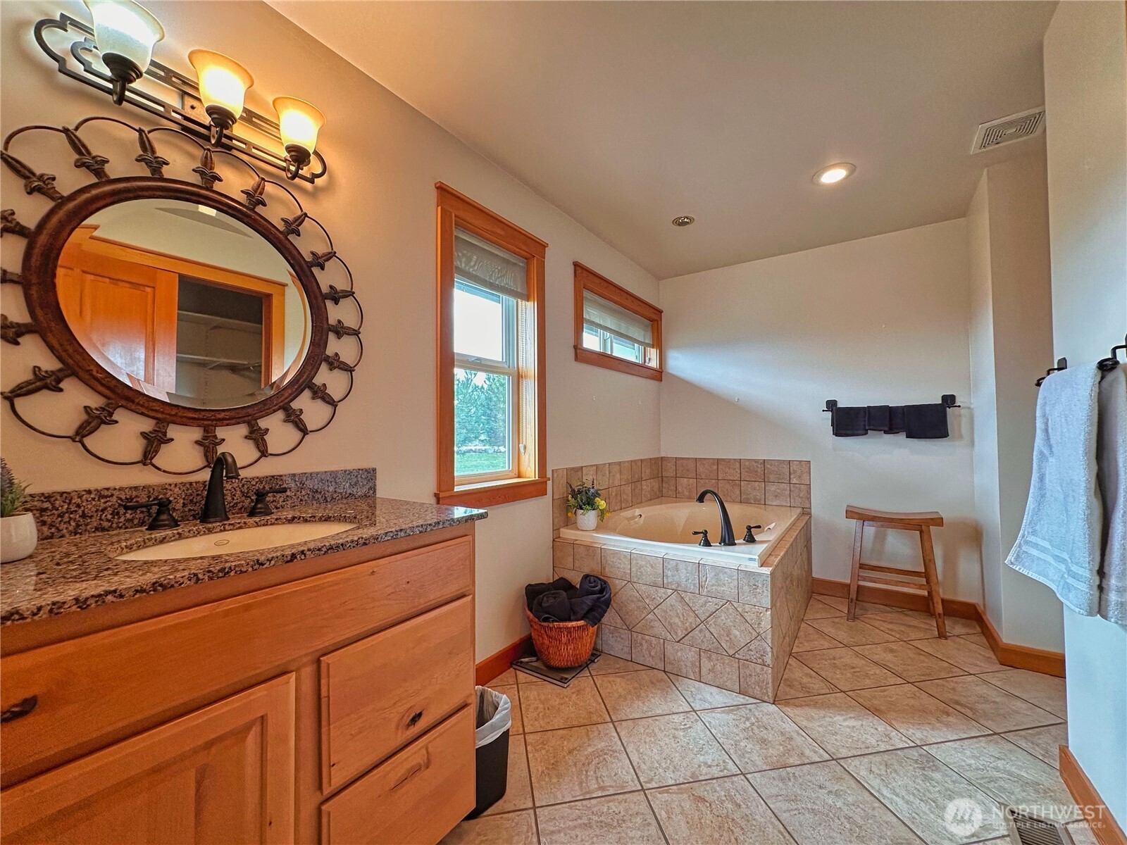 27 Scenic Drive