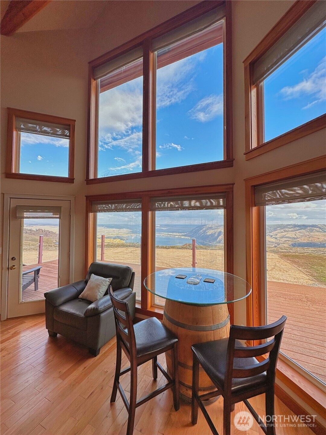 27 Scenic Drive