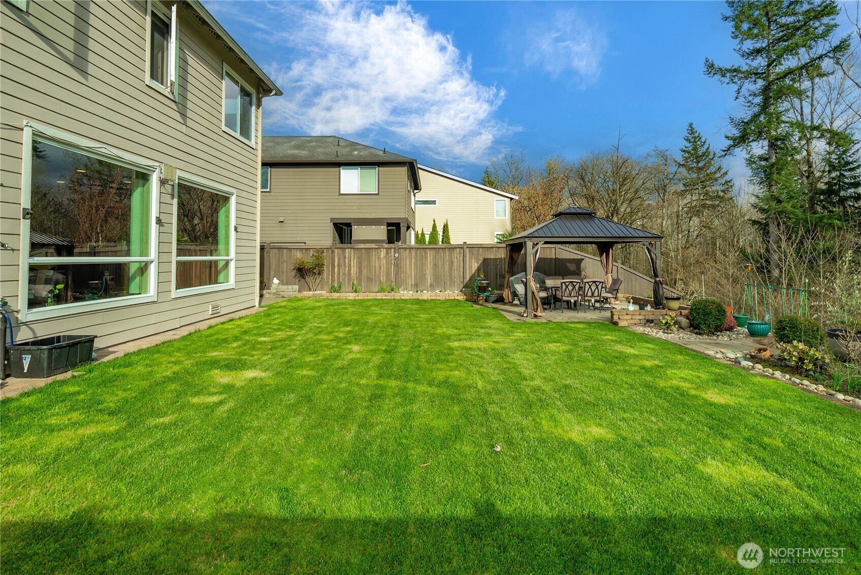 5851 S 326th Court