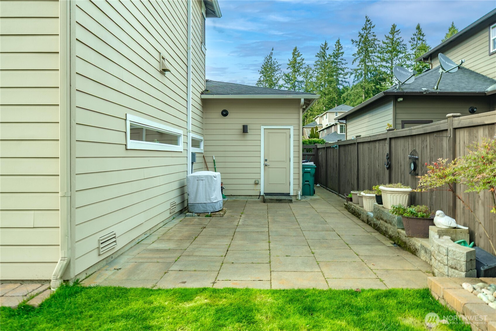 5851 S 326th Court