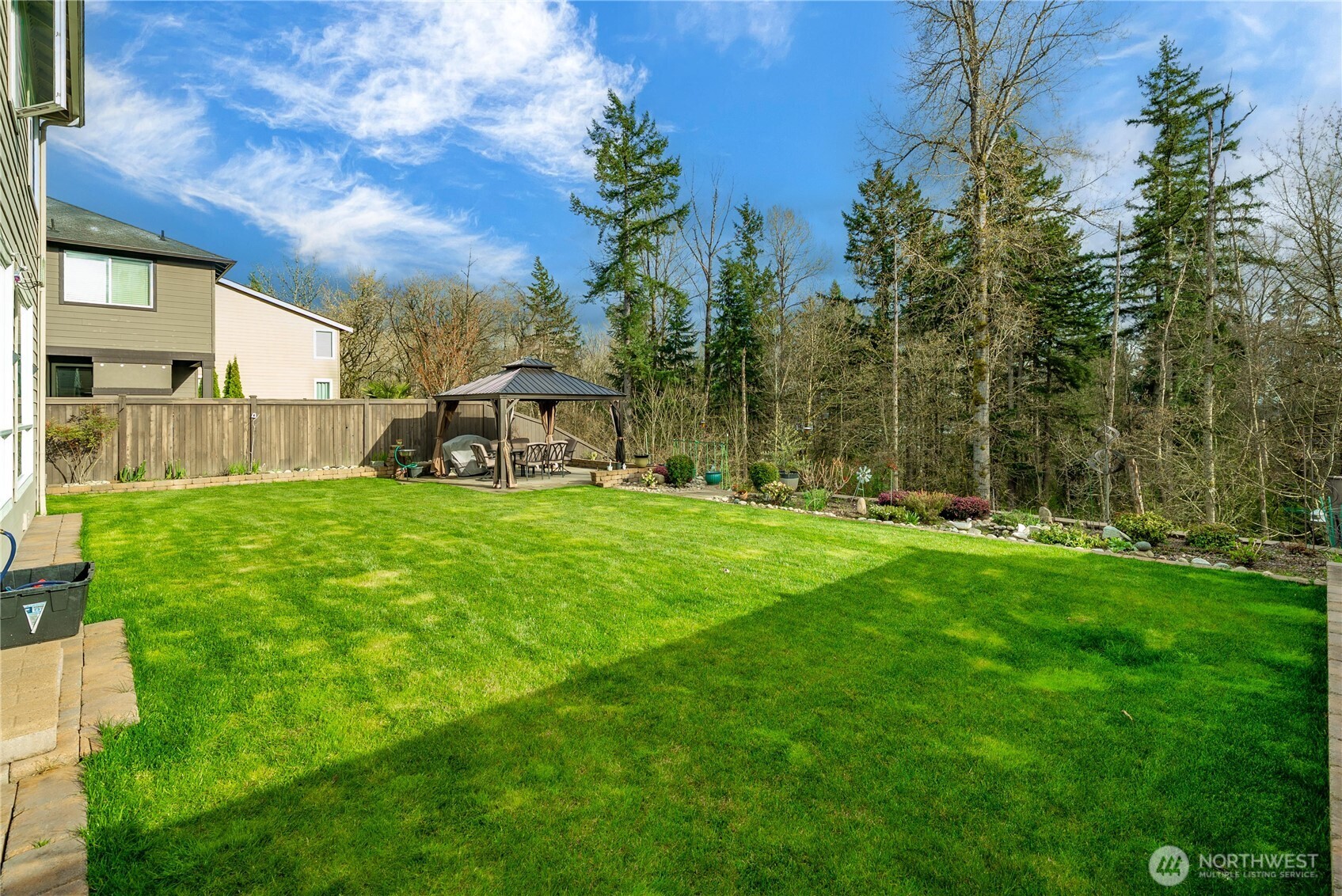 5851 S 326th Court