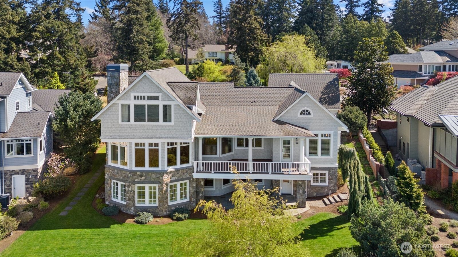 32 Shorewood Drive