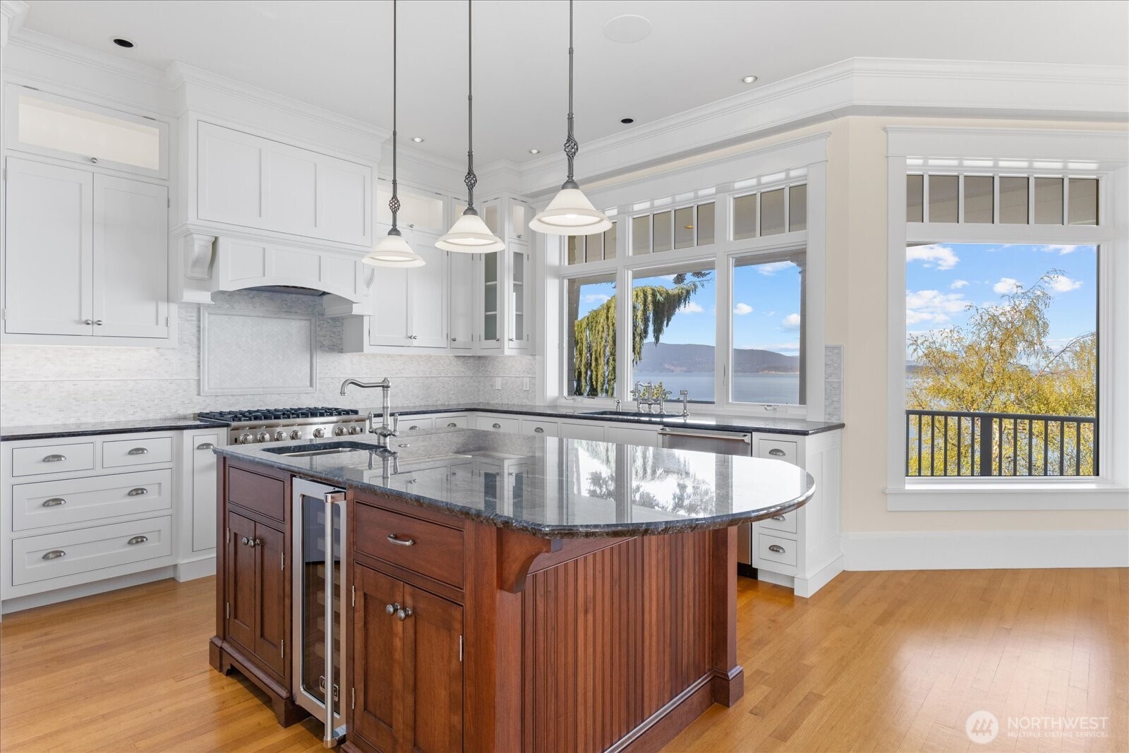 32 Shorewood Drive