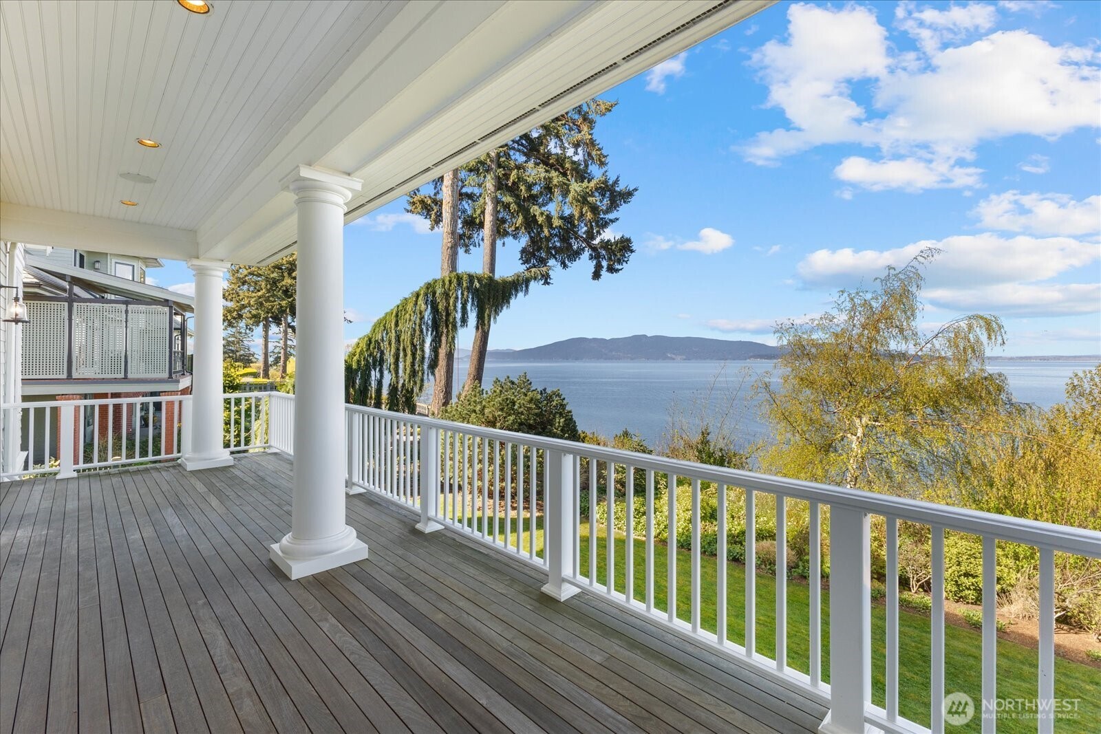 32 Shorewood Drive