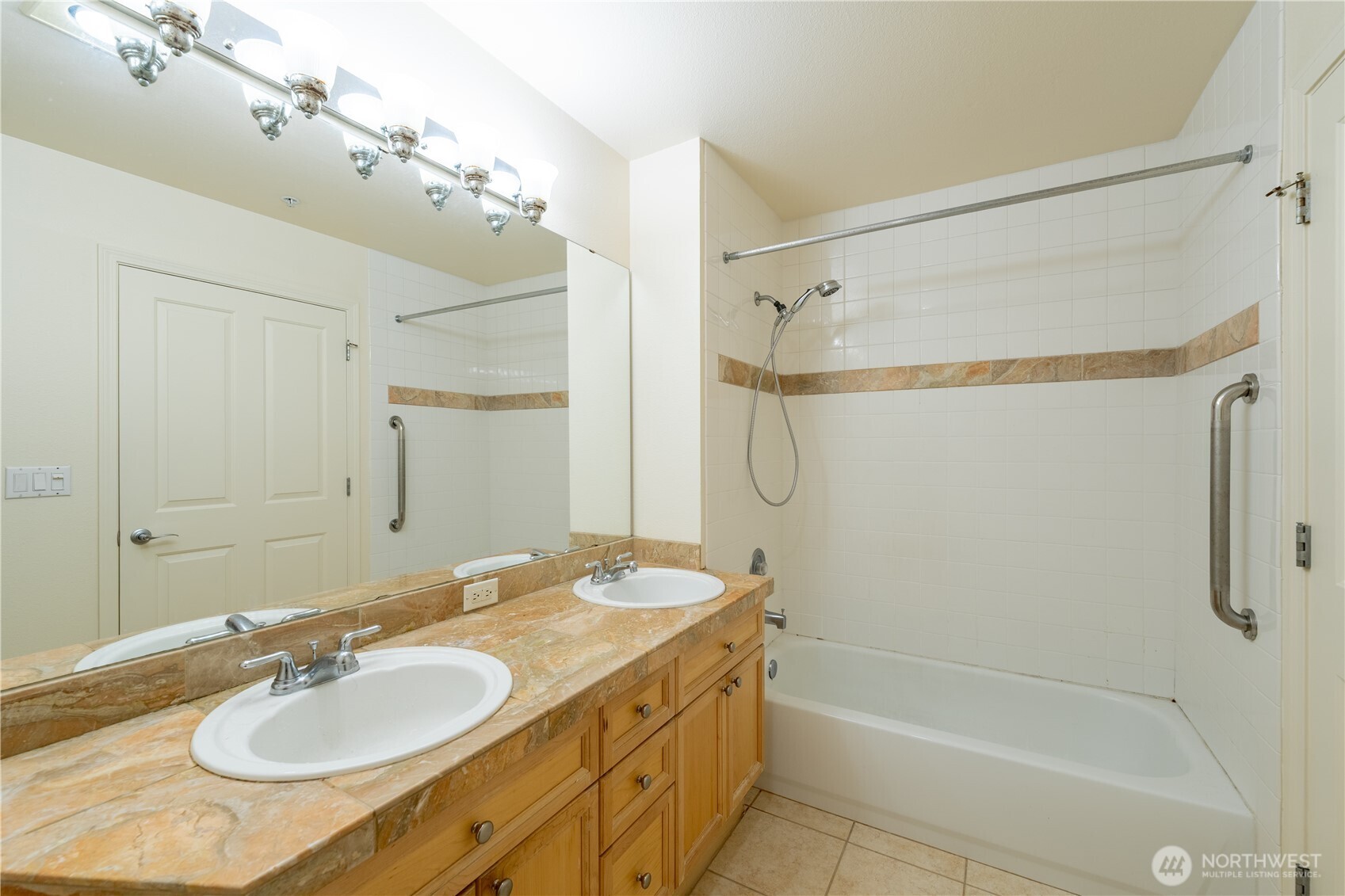 2220 132nd Avenue SE Unit: A102