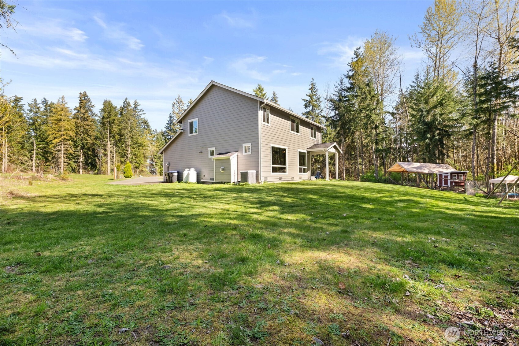 14229 Rainier View Drive SE