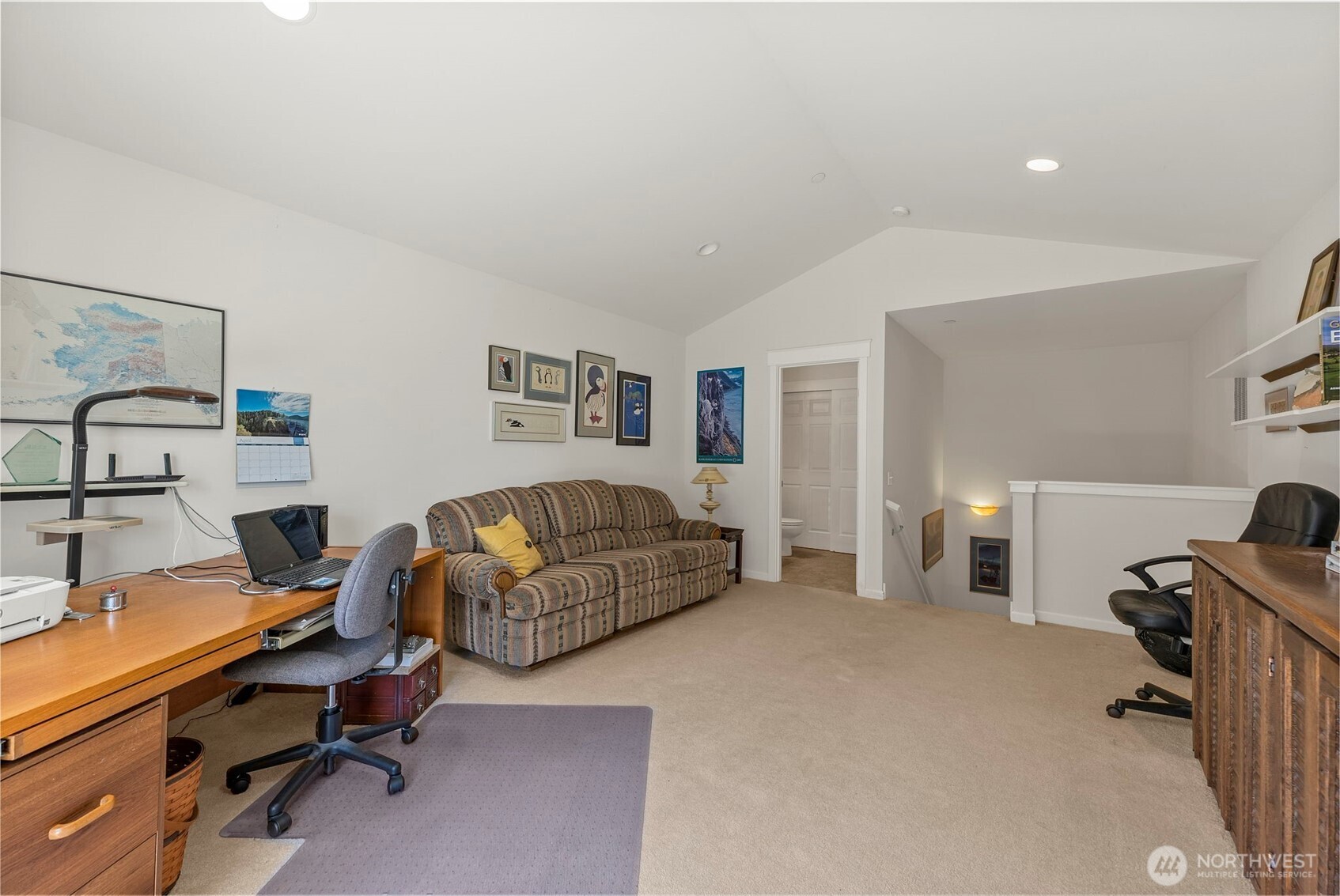 211 E Sterling Drive Unit: B4