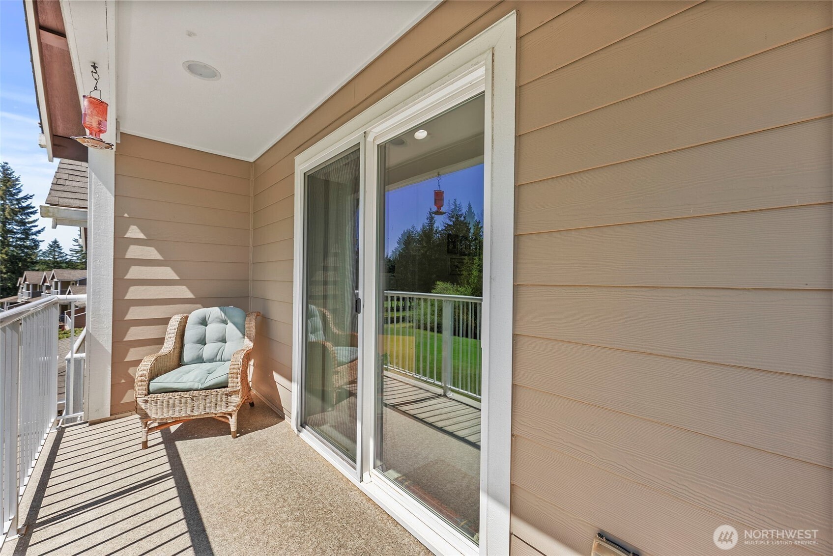 211 E Sterling Drive Unit: B4