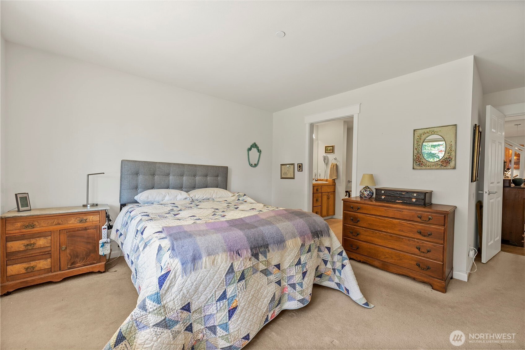 211 E Sterling Drive Unit: B4