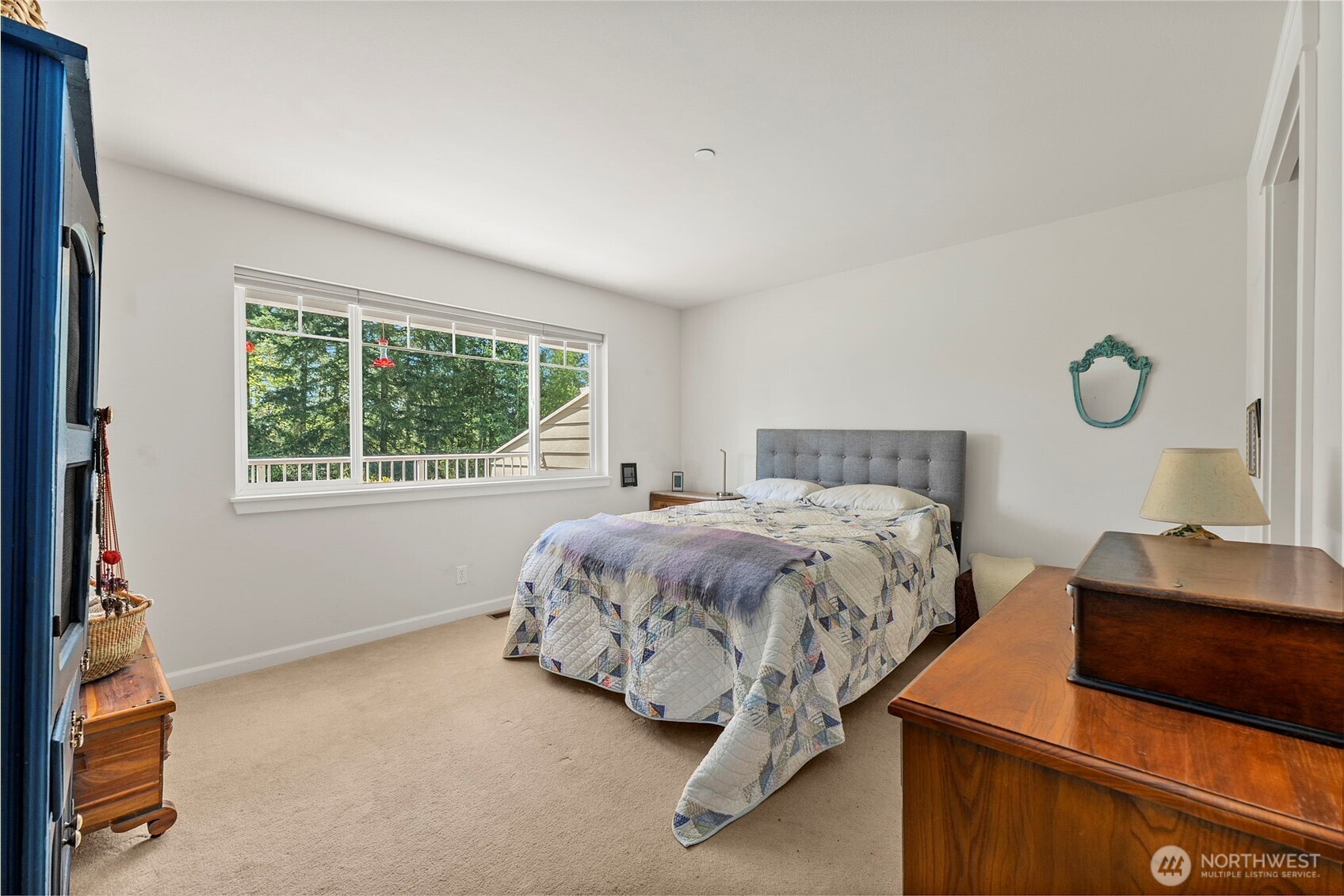 211 E Sterling Drive Unit: B4