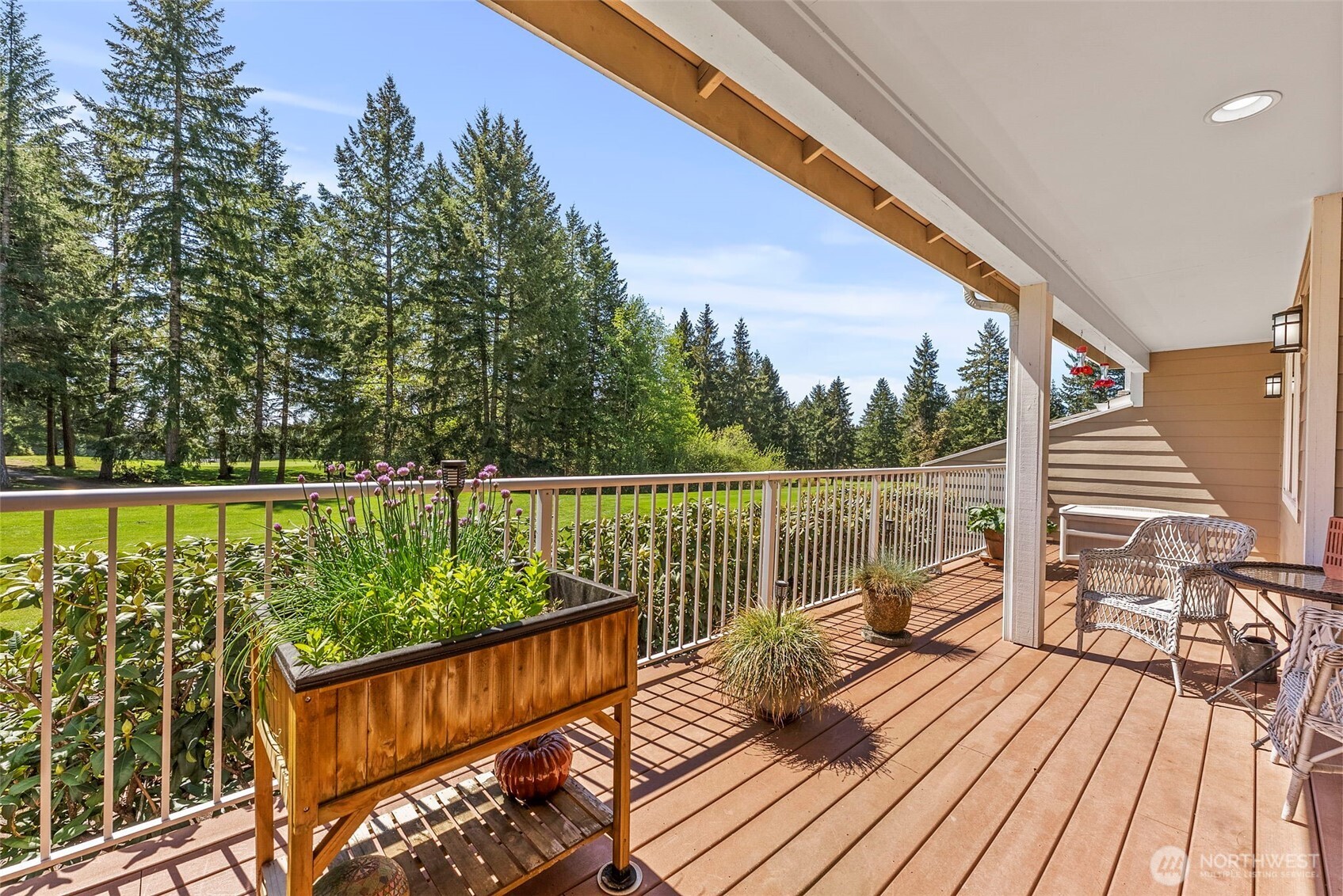 211 E Sterling Drive Unit: B4