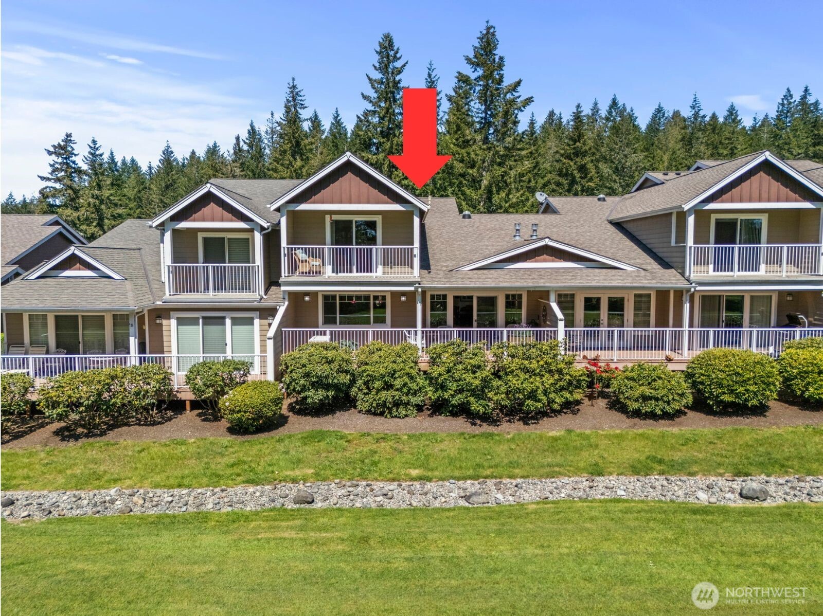 211 E Sterling Drive Unit: B4