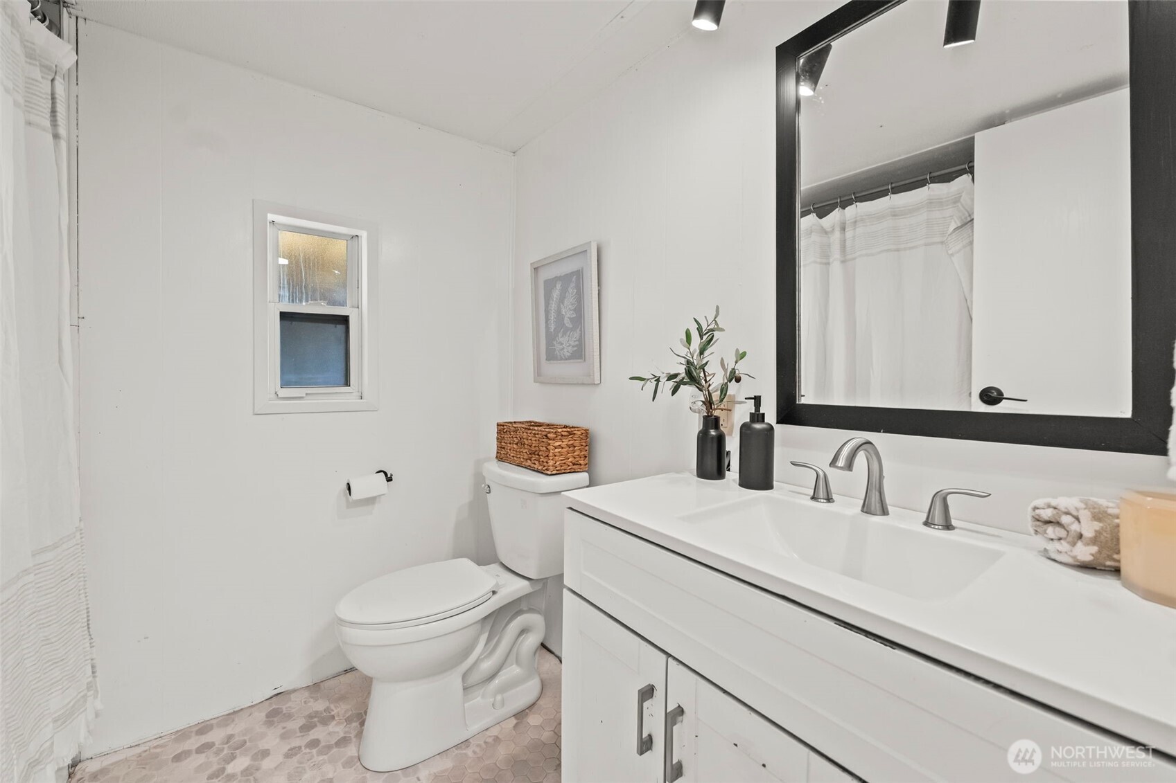 7311 Chambers Creek Road W Unit: 9