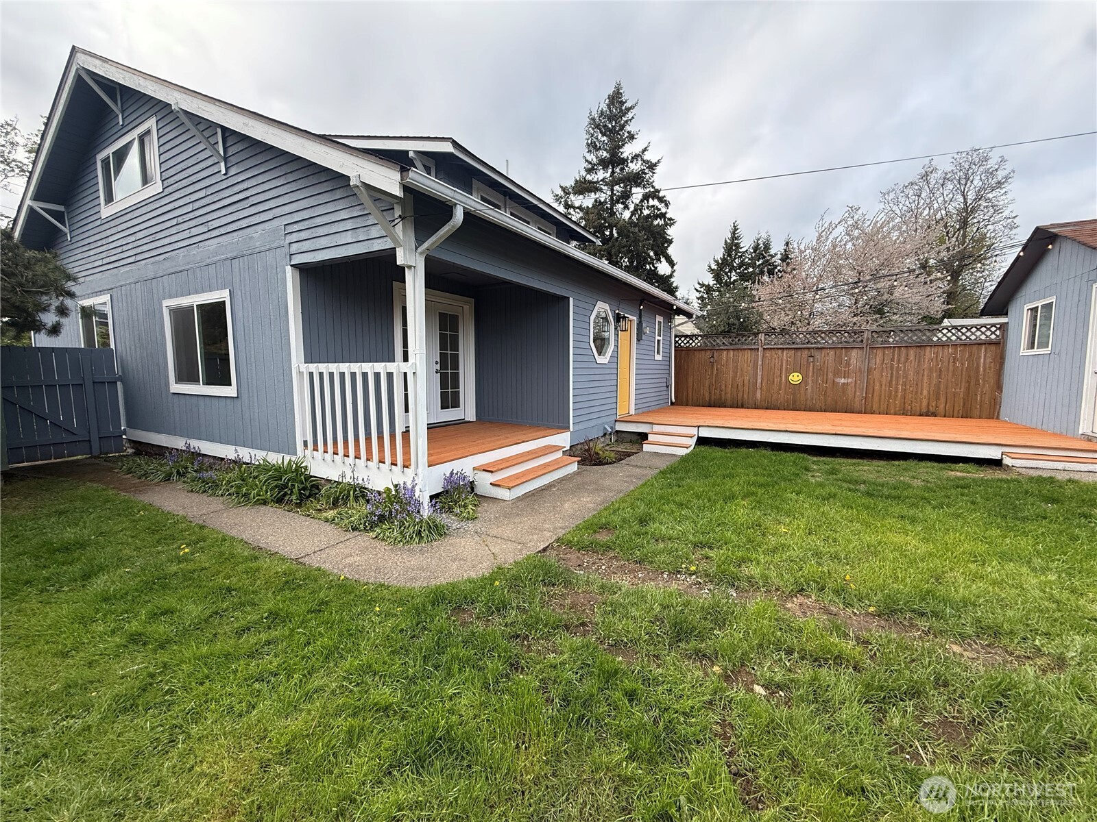 3617 S Cushman