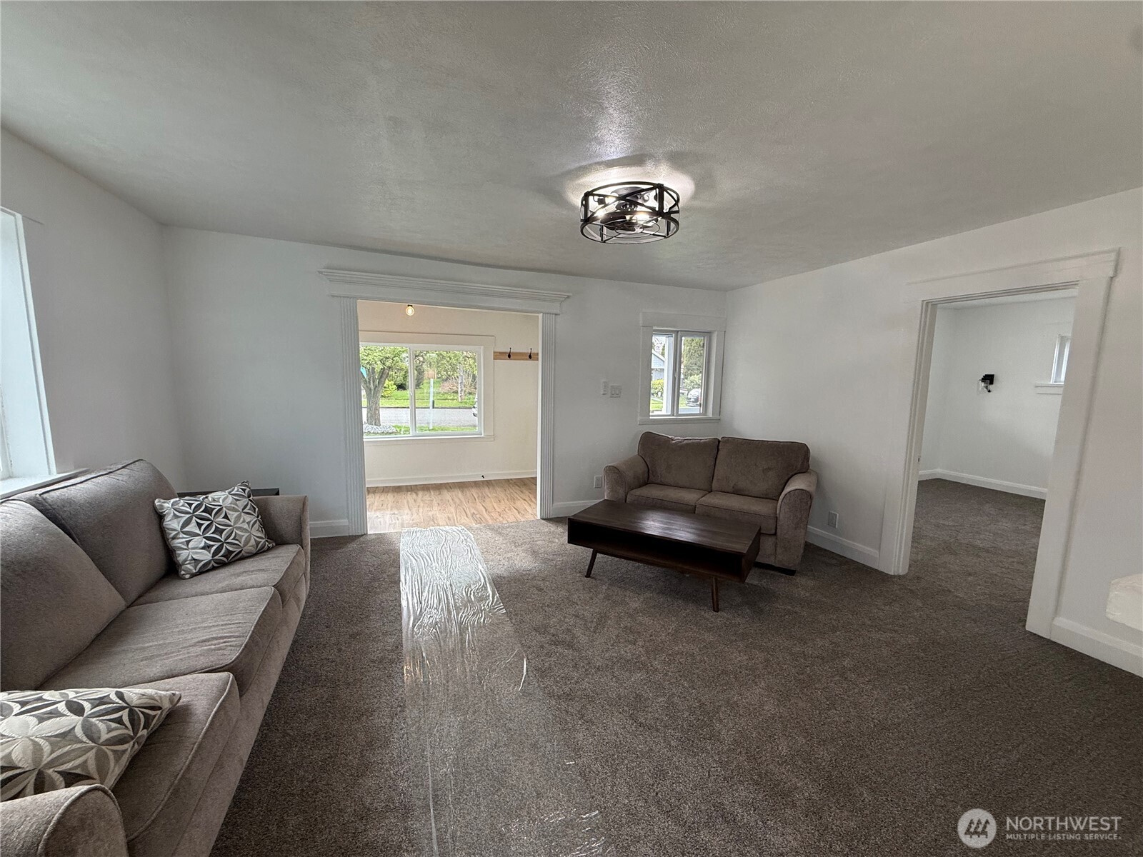 3617 S Cushman