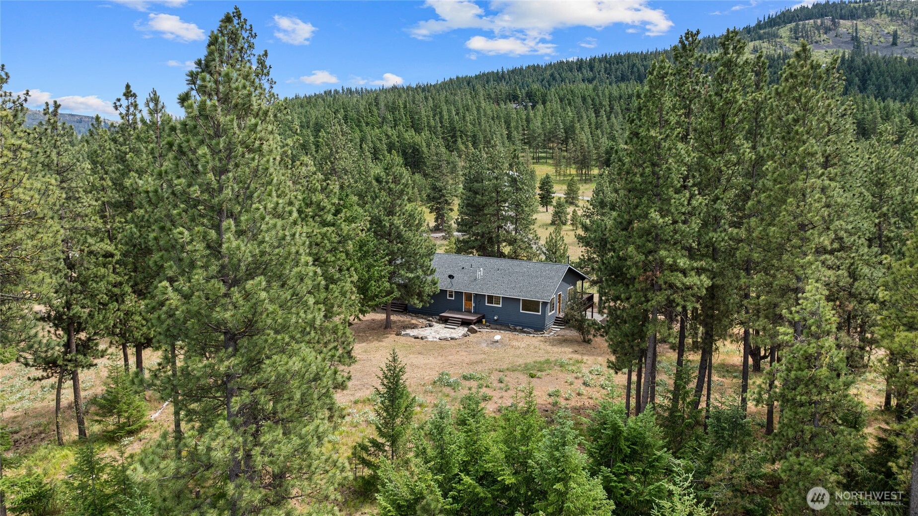 960 Forest Grove
