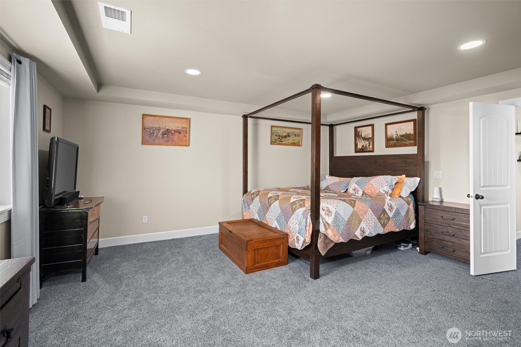19604 142nd Street E