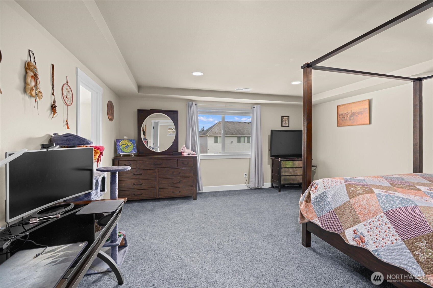 19604 142nd Street E