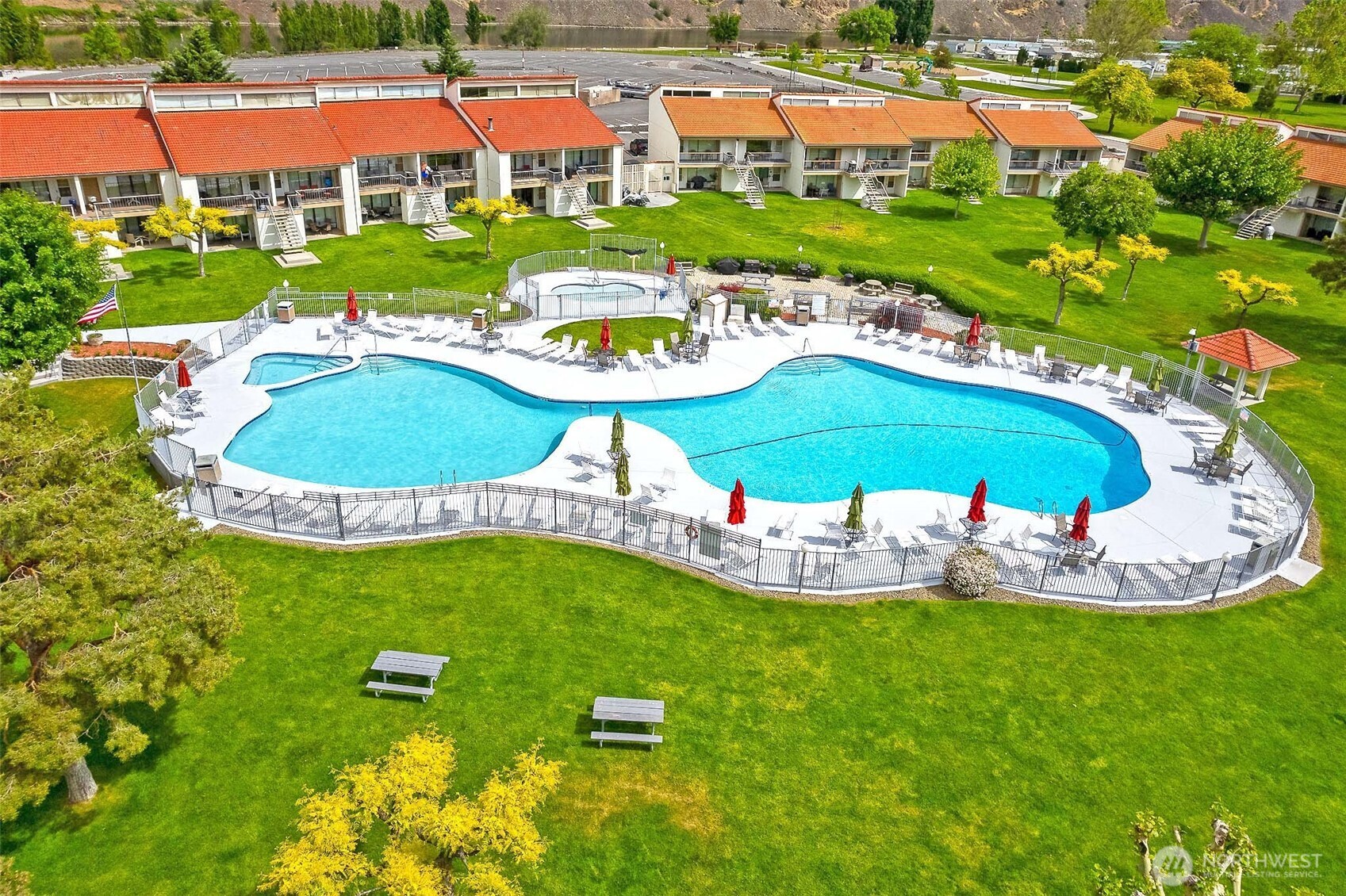 8903 Crescent Bar Road NW Unit: 155
