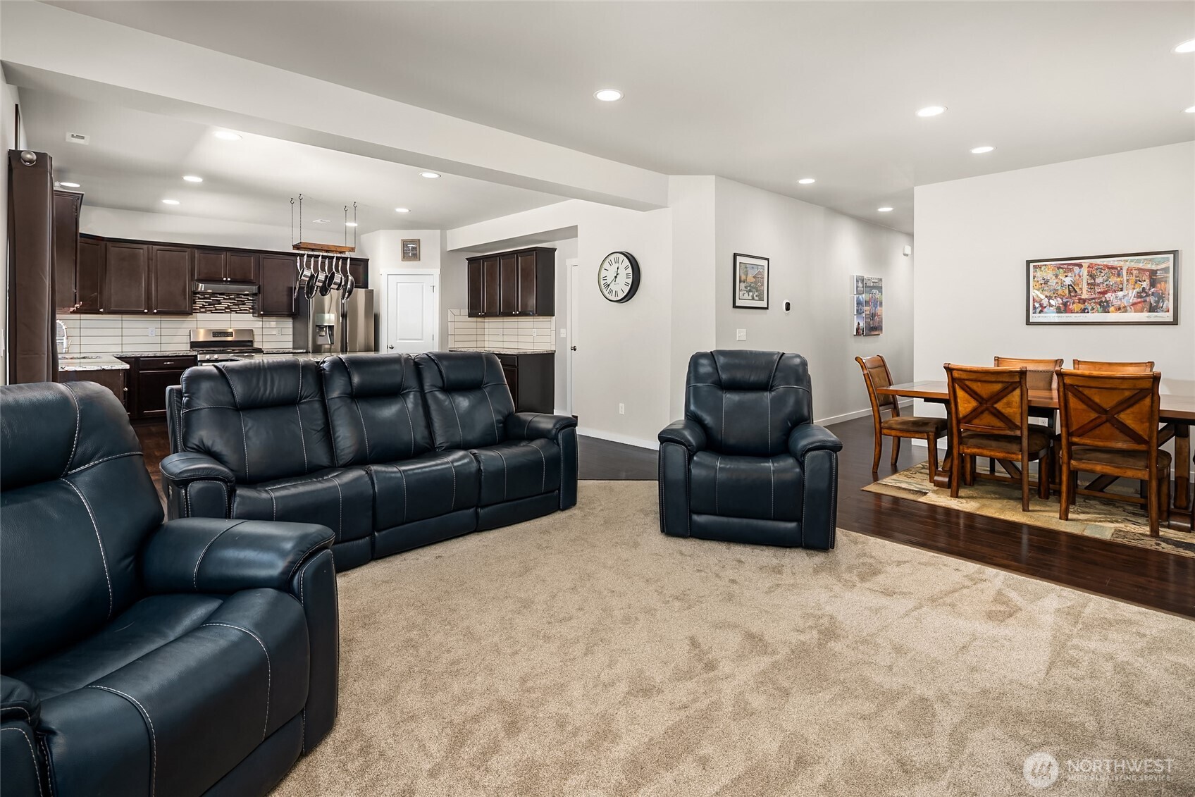 8223 49th Street NE