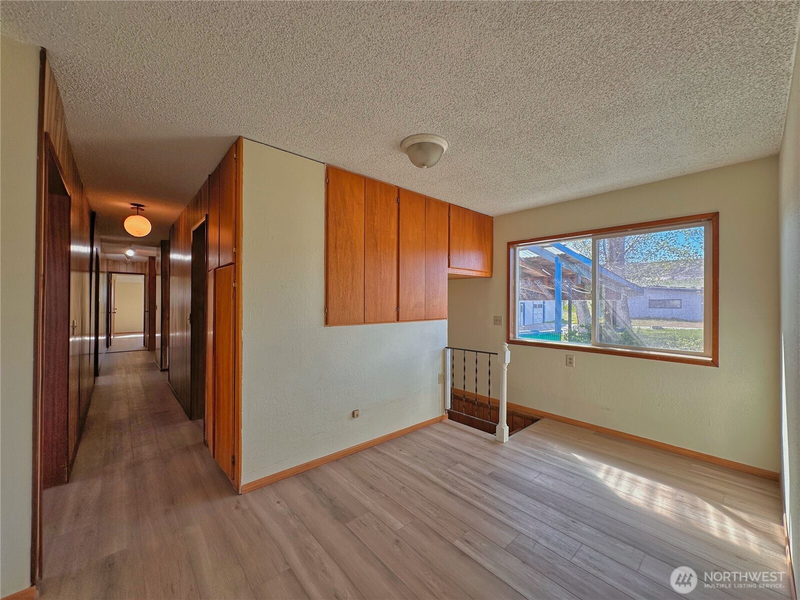 284 Monse Bridge Road
