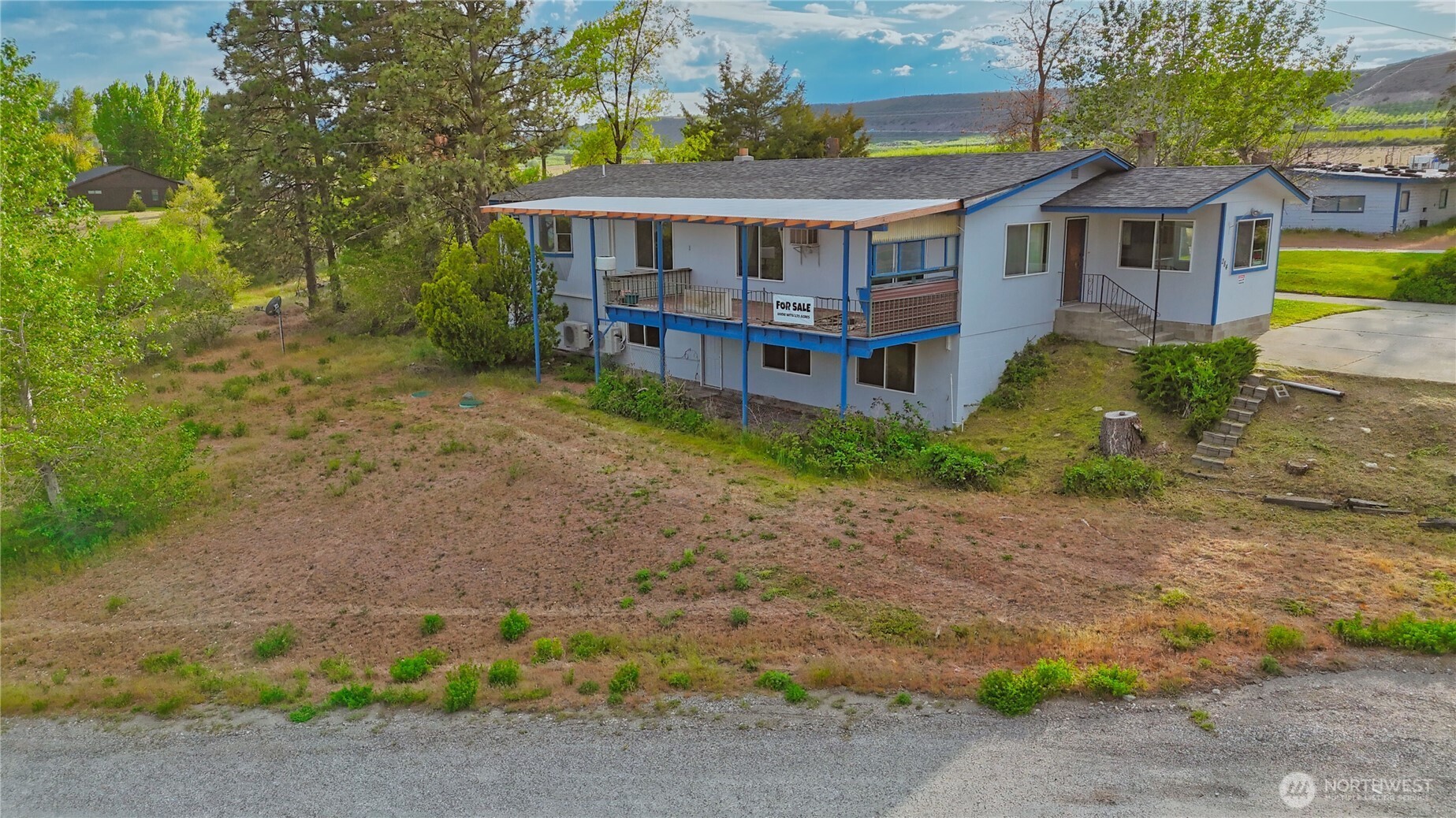 284 Monse Bridge Road