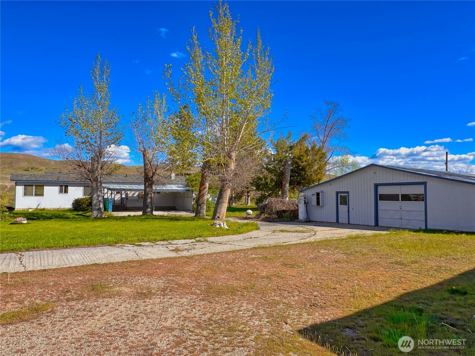 284 Monse Bridge Road