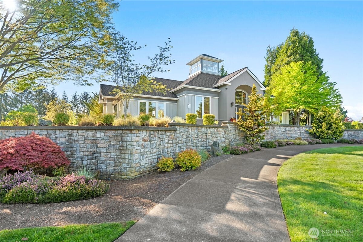 6129 Lindsay Avenue SE Unit: F