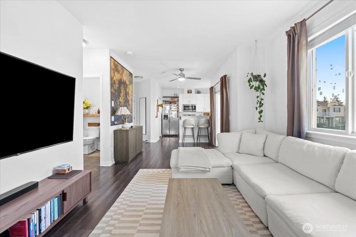 6129 Lindsay Avenue SE Unit: F