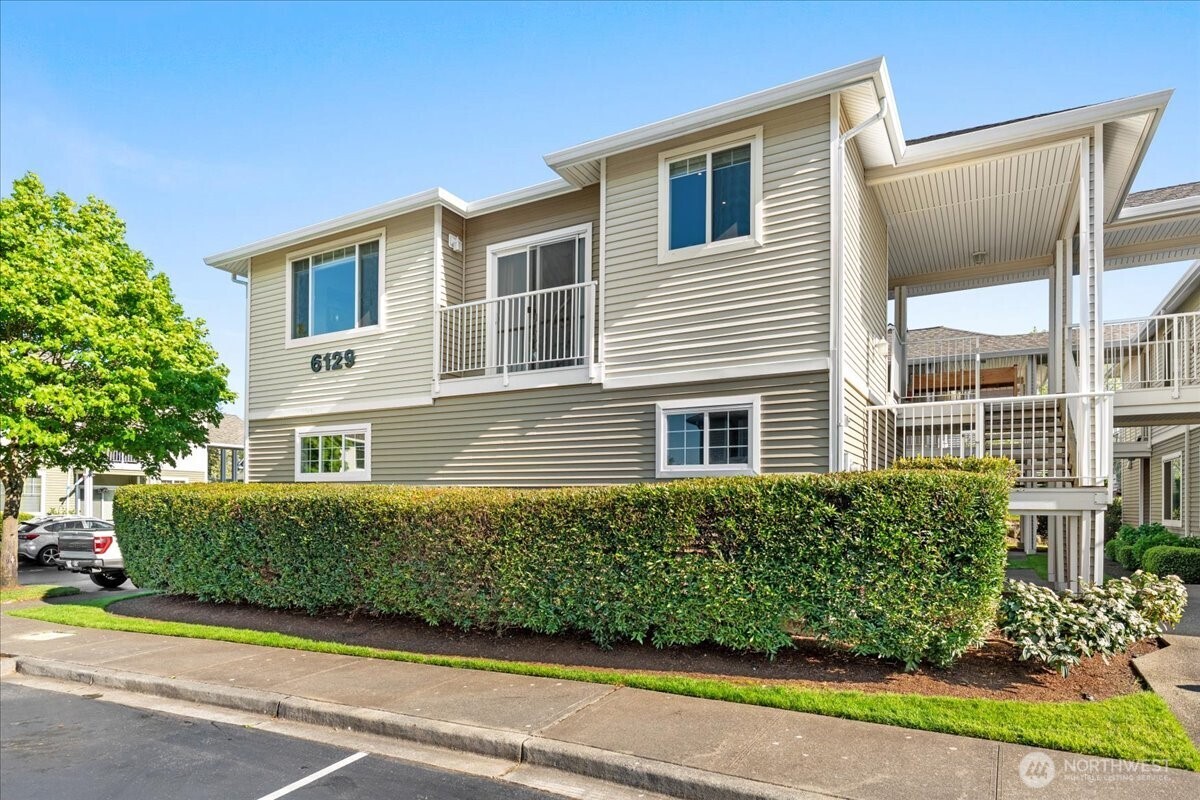 6129 Lindsay Avenue SE Unit: F