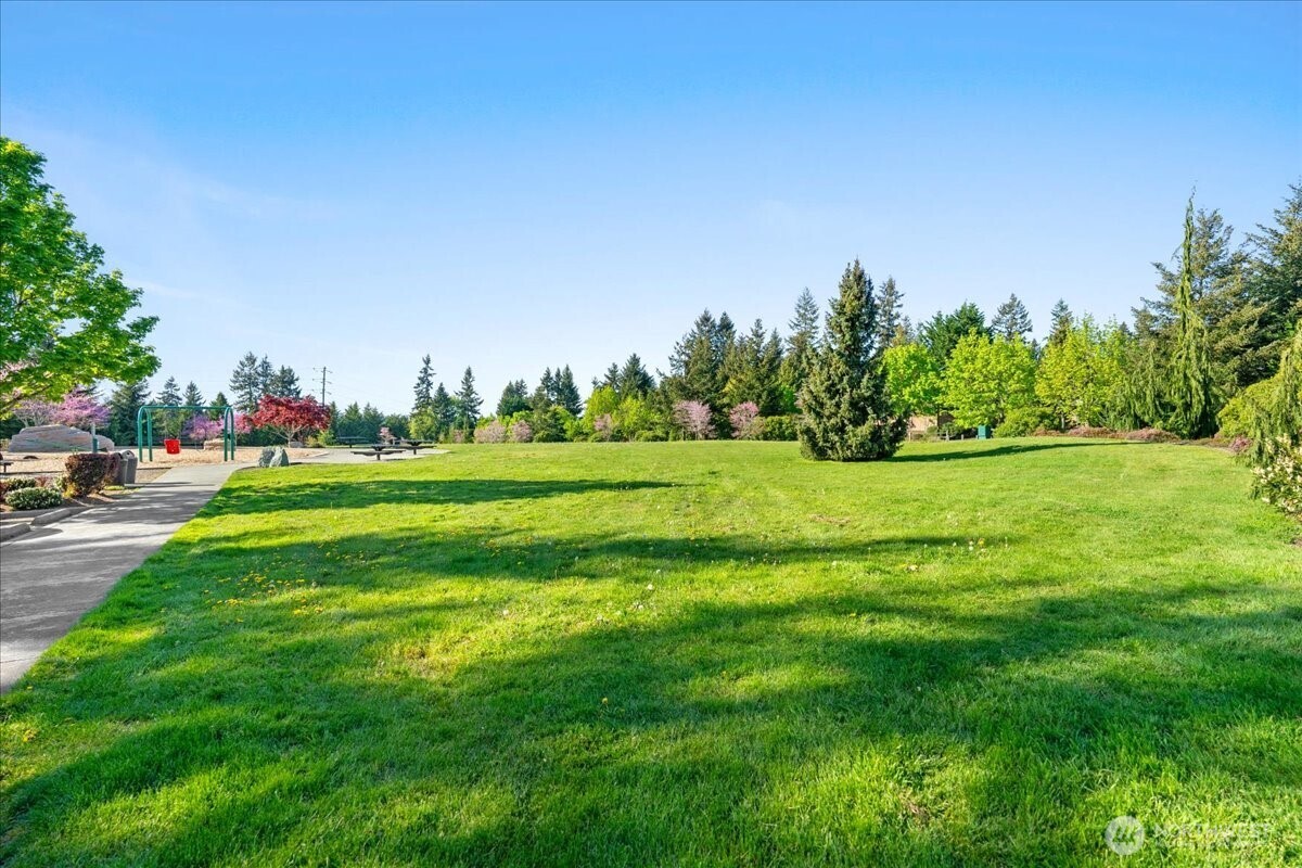 6129 Lindsay Avenue SE Unit: F