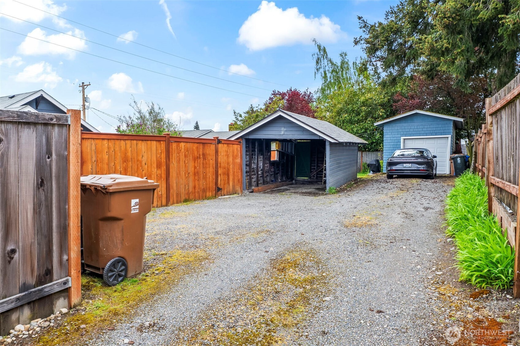1403 N Proctor Street