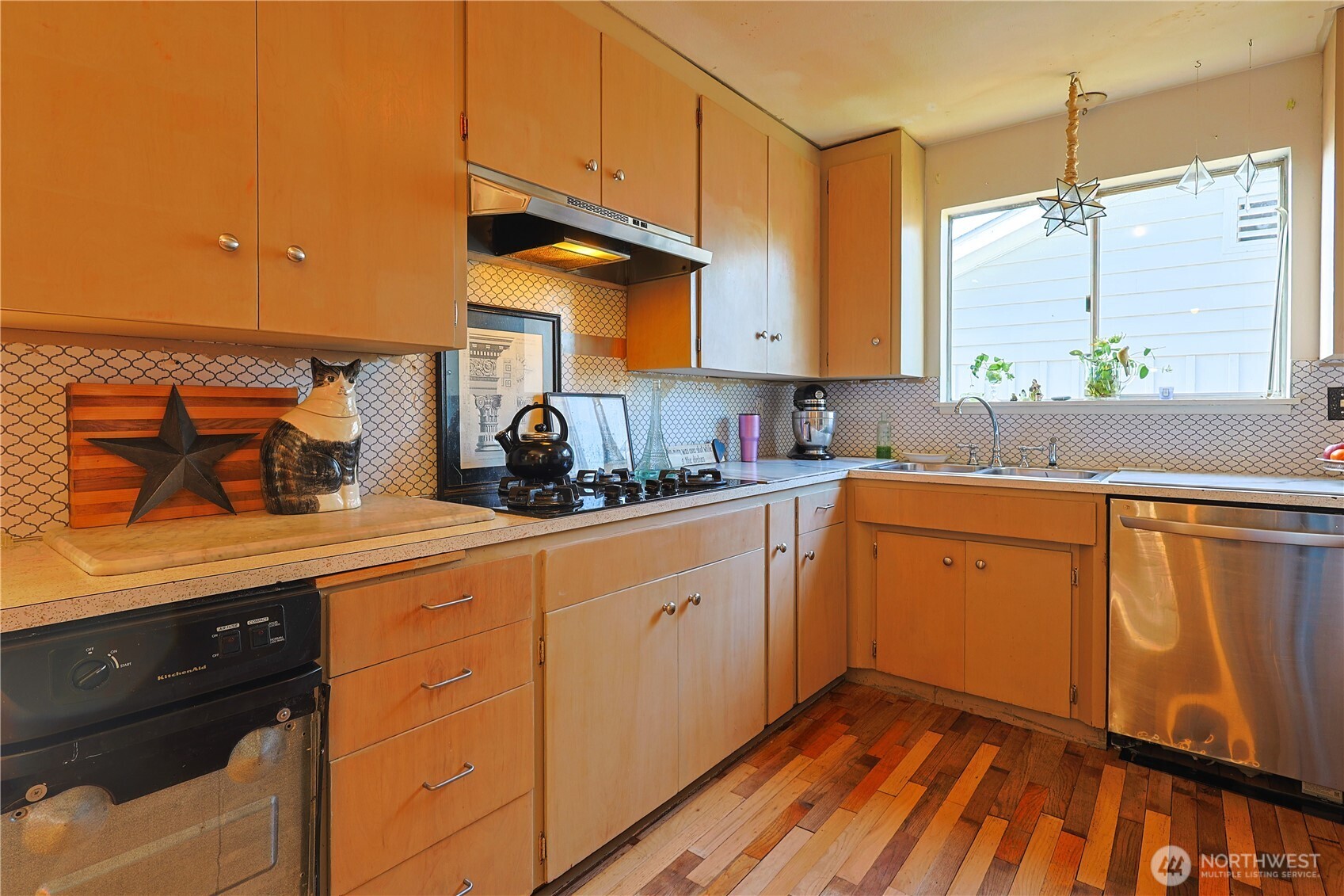 1310 N Heatherwood W