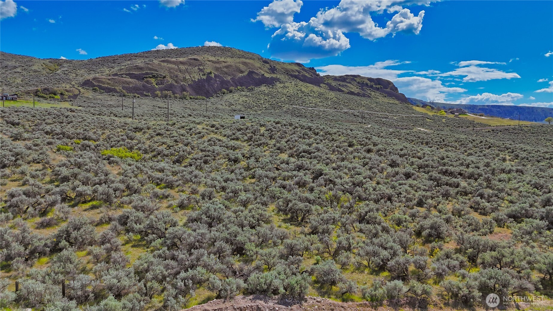46040 Arrowleaf Canyon Drive N
