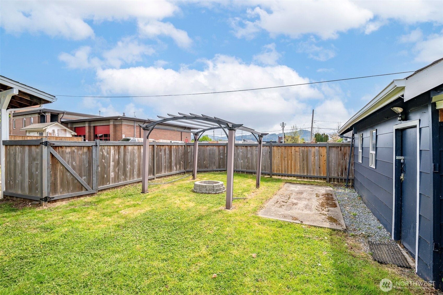 1329 Porter Street
